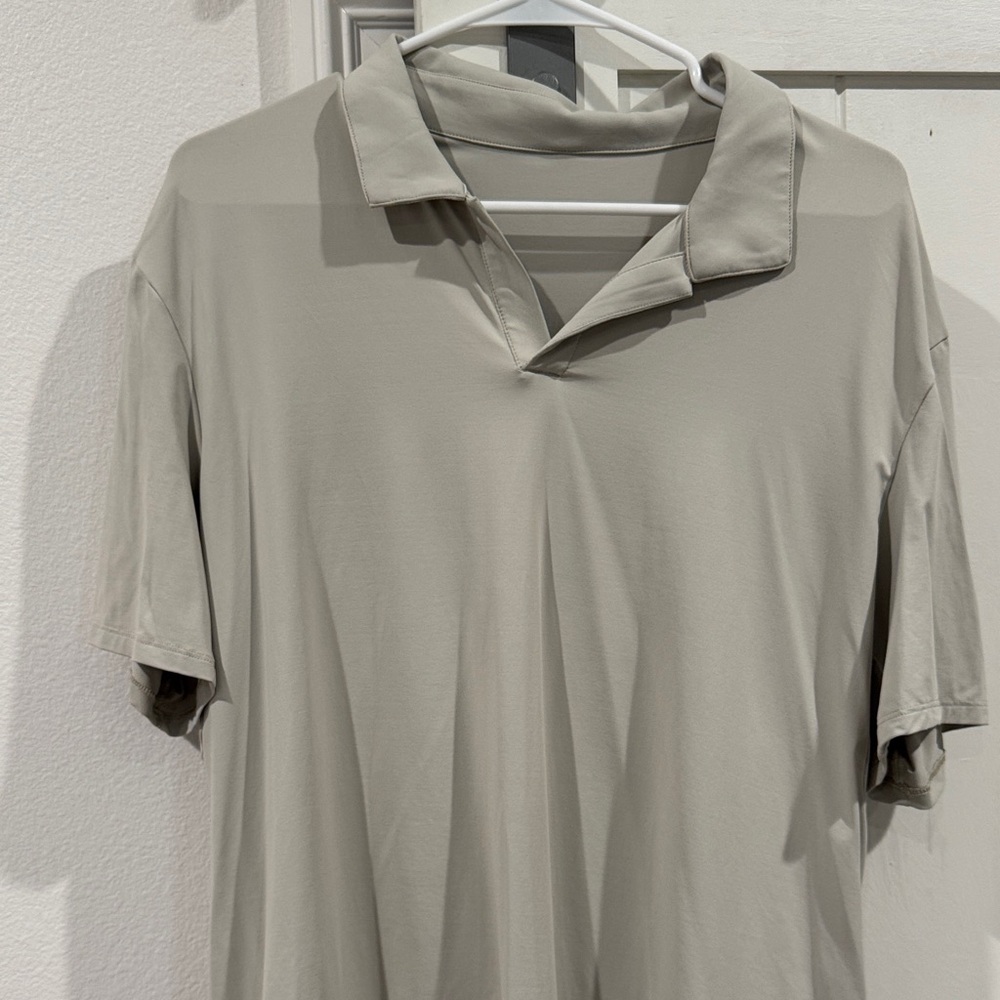 Men's Lululemon cream/tan polo